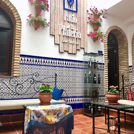 Patio De La Plateria 3*